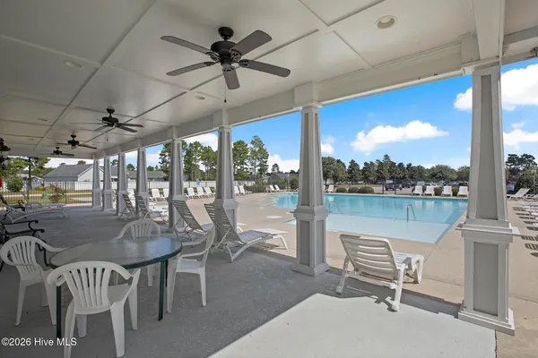 $425,000 | 313 Bear Run, Maple Hill, NC 28454