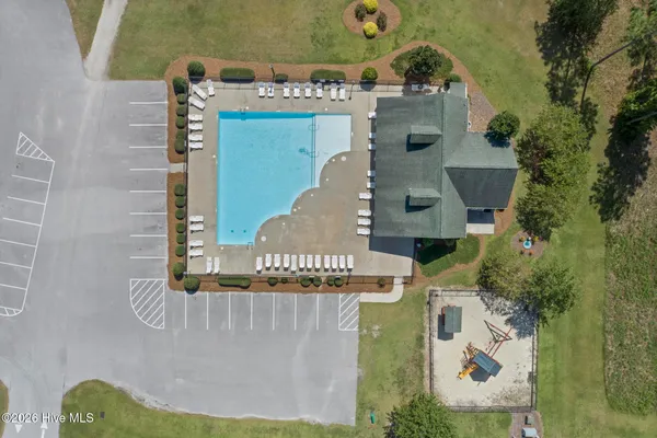 $425,000 | 313 Bear Run, Maple Hill, NC 28454