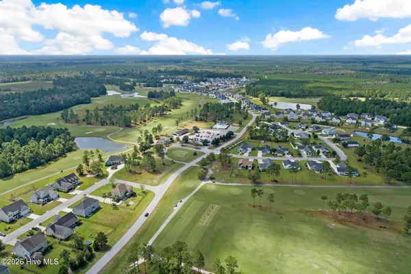 $425,000 | 313 Bear Run, Maple Hill, NC 28454