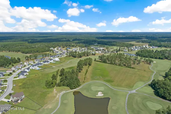 $425,000 | 313 Bear Run, Maple Hill, NC 28454