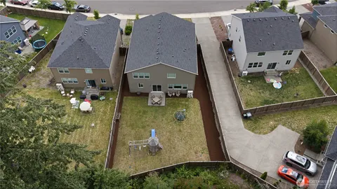 $765,000 | 17512 Crossing Drive East, Puyallup, WA 98374