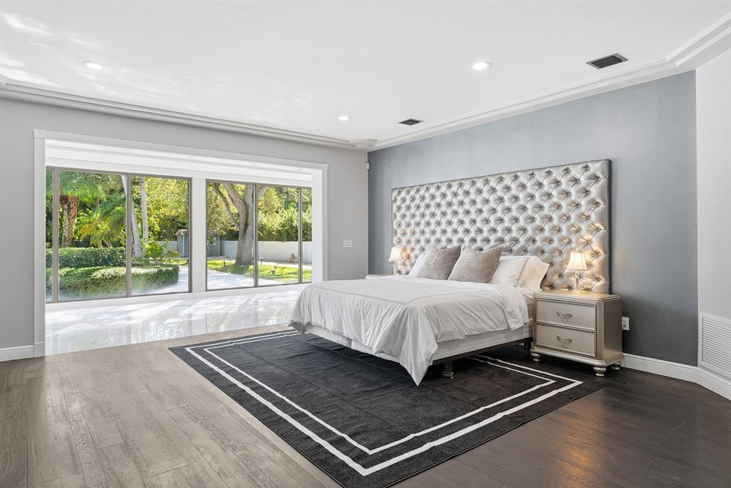 10270 Southwest 58th Street Miami, FL 33173 - Photo 20 of 88