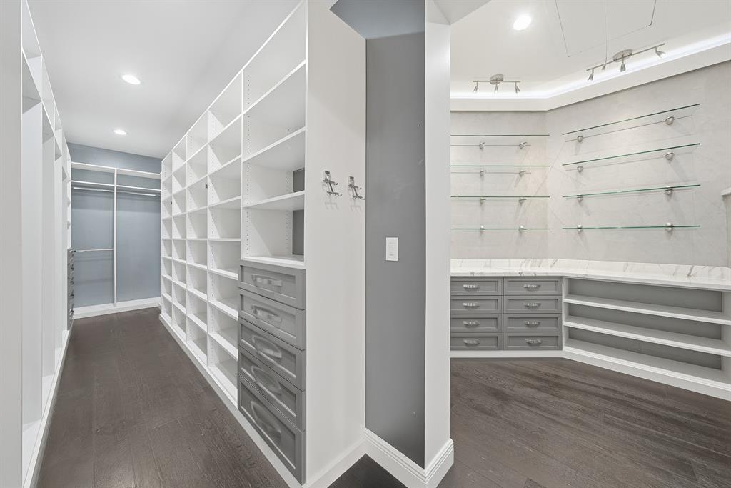 10270 Southwest 58th Street Miami, FL 33173 - Photo 34 of 88