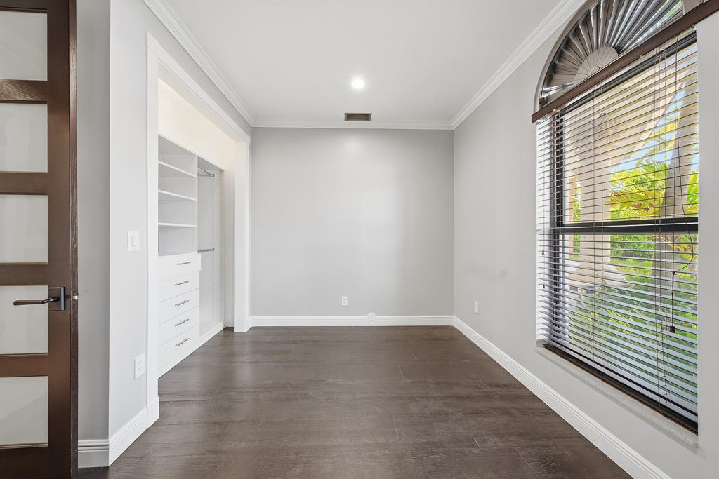 10270 Southwest 58th Street Miami, FL 33173 - Photo 36 of 88