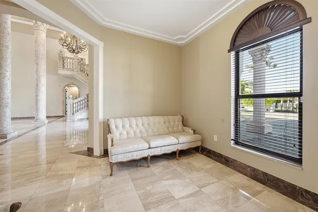 $25,000 | 10270 Southwest 58th Street, Miami, FL 33173