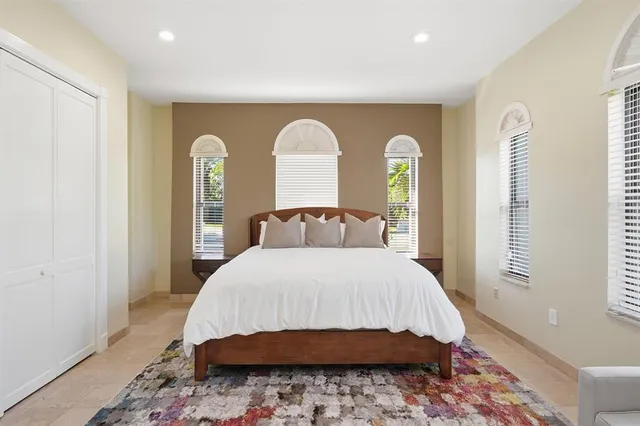 $25,000 | 10270 Southwest 58th Street, Miami, FL 33173