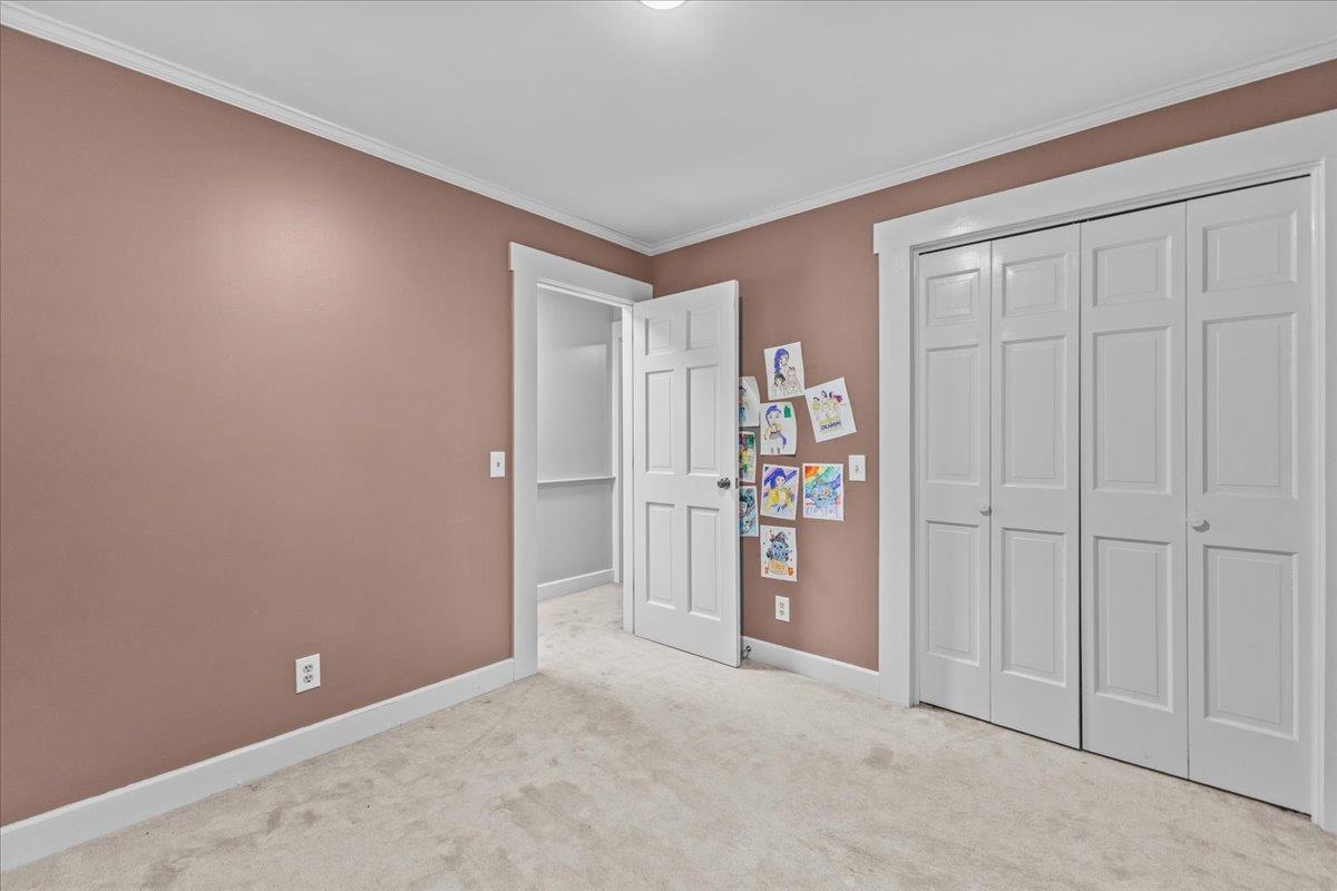 11 Kiln Road Essex Junction, VT 05452 - Photo 35 of 60