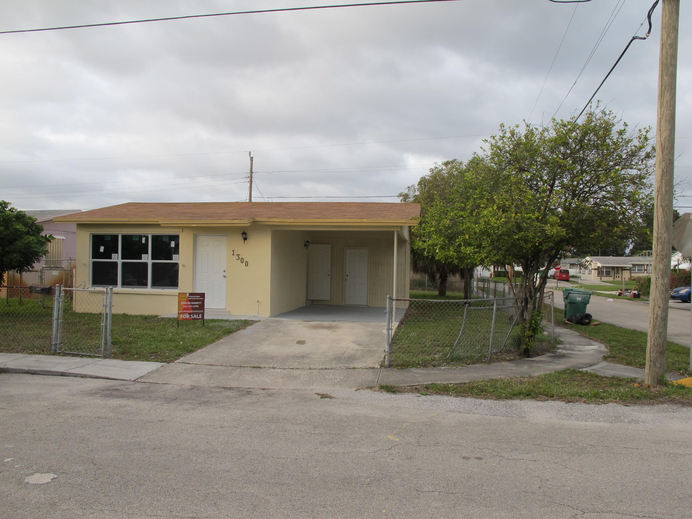 1300 West 26th Street Riviera Beach, FL 33404 - Photo 14 of 27 IMG_3891
