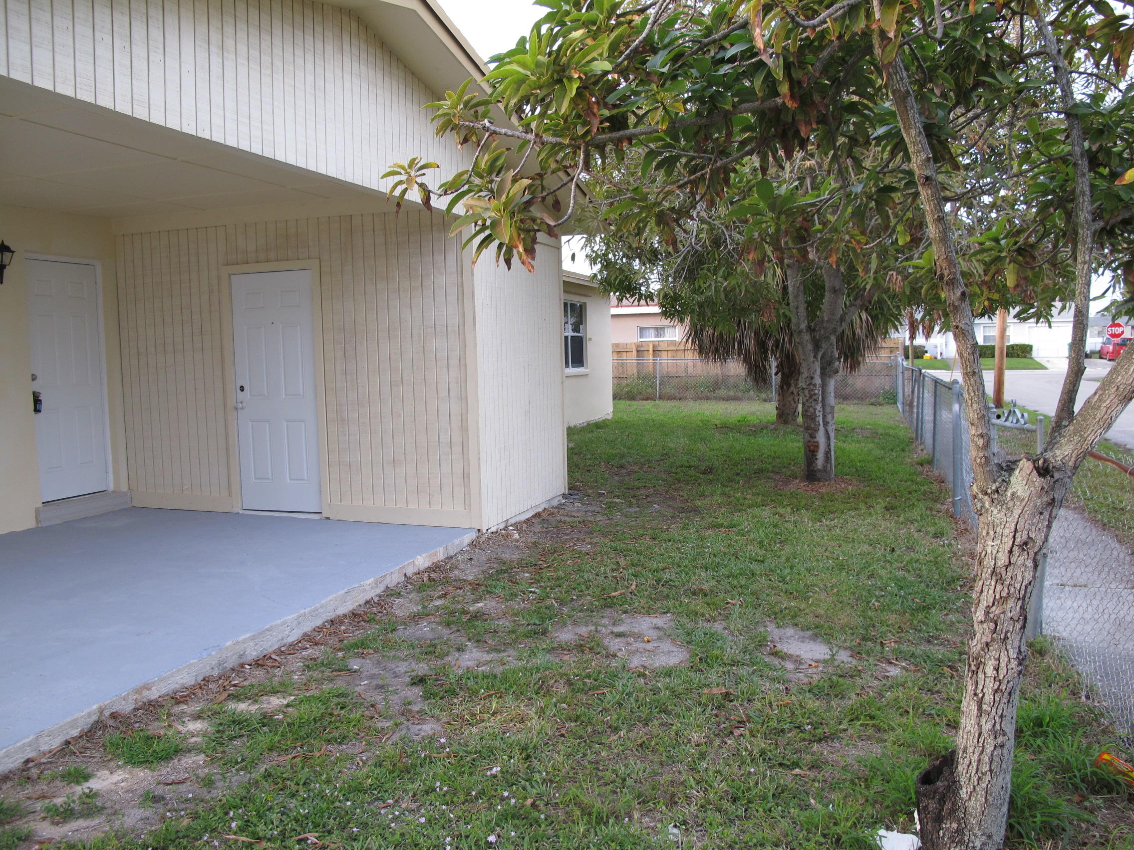 1300 West 26th Street Riviera Beach, FL 33404 - Photo 17 of 27 IMG_3894