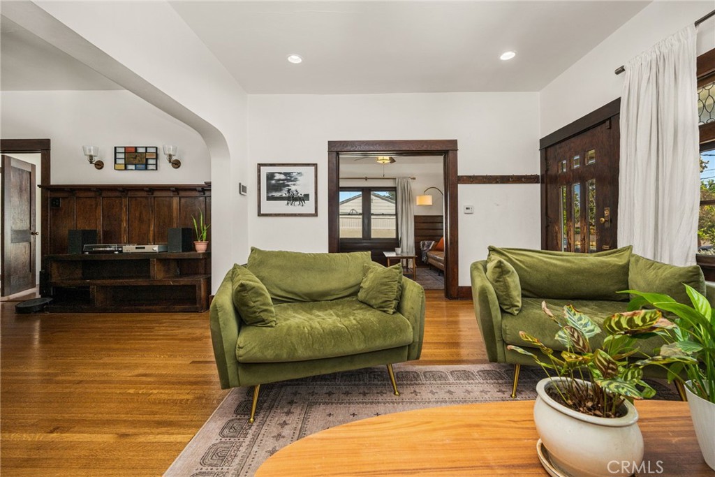 323 East Bixby Road Long Beach, CA 90807 - Photo 21 of 54 Gallery Image 21