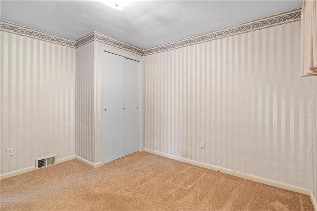5271 Blossom Road Pittsburgh, PA 15236 - Photo 16 of 25 Gallery Image 16