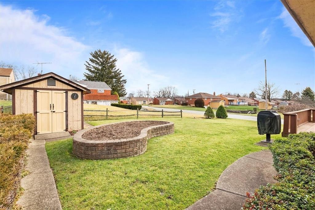 5271 Blossom Road Pittsburgh, PA 15236 - Photo 23 of 25 Gallery Image 23
