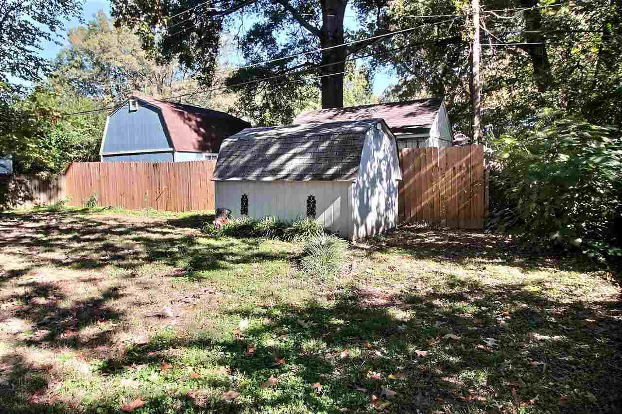 1654 Colonial Road Memphis, TN 38117 - Photo 12 of 14 a view of backyard of house