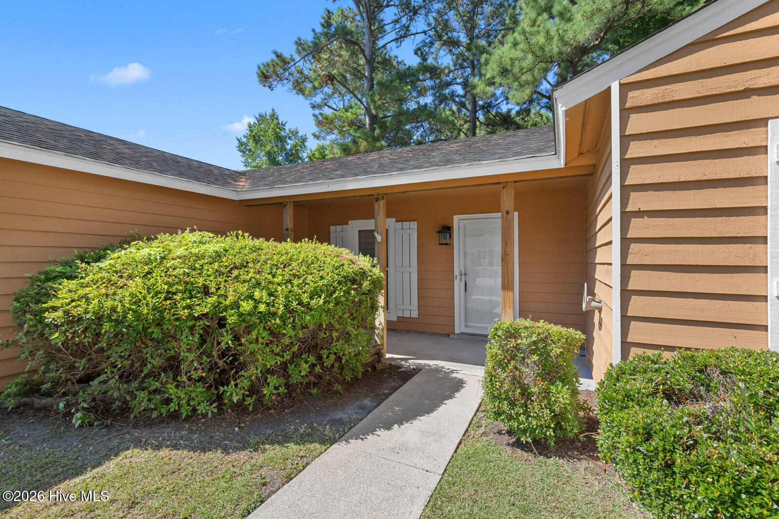 721 Shadowridge Road Jacksonville, NC 28546 - Photo 4 of 31