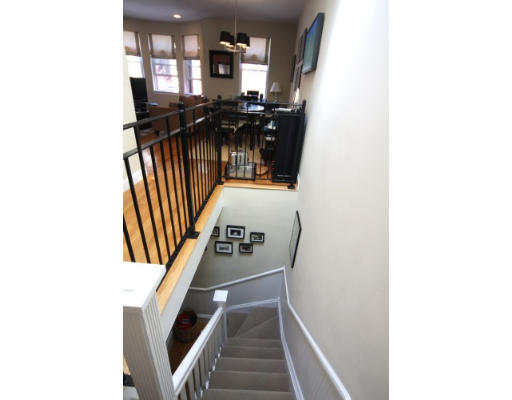 34 Edgerly Road, Unit 4 Boston, MA 02115 - Photo 9 of 11 Gallery Image 9