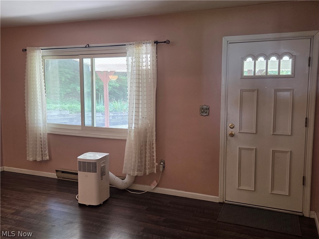 3036 Meadow Road Cambridge, OH 43725 - Photo 3 of 29