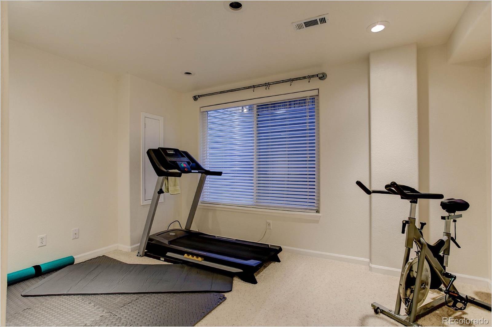 10723 Wynspire Road Highlands Ranch, CO 80130 - Photo 24 of 28