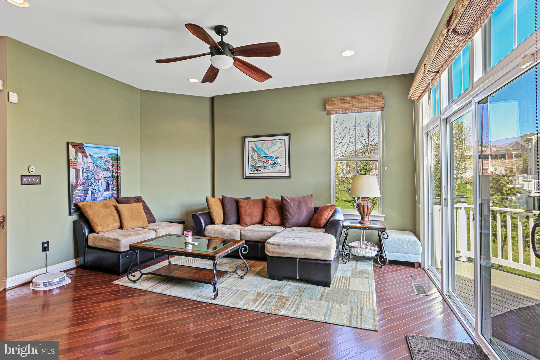 9806 Garden Ranges Laurel, MD 20723 - Photo 11 of 38 Family Room