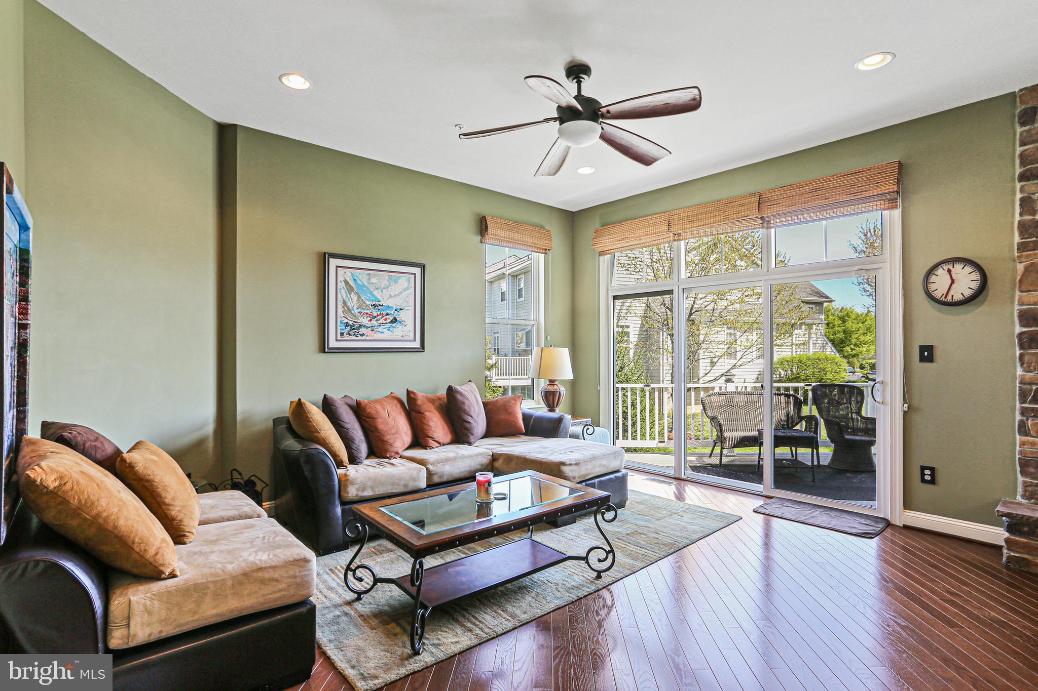 9806 Garden Ranges Laurel, MD 20723 - Photo 12 of 38 Family Room