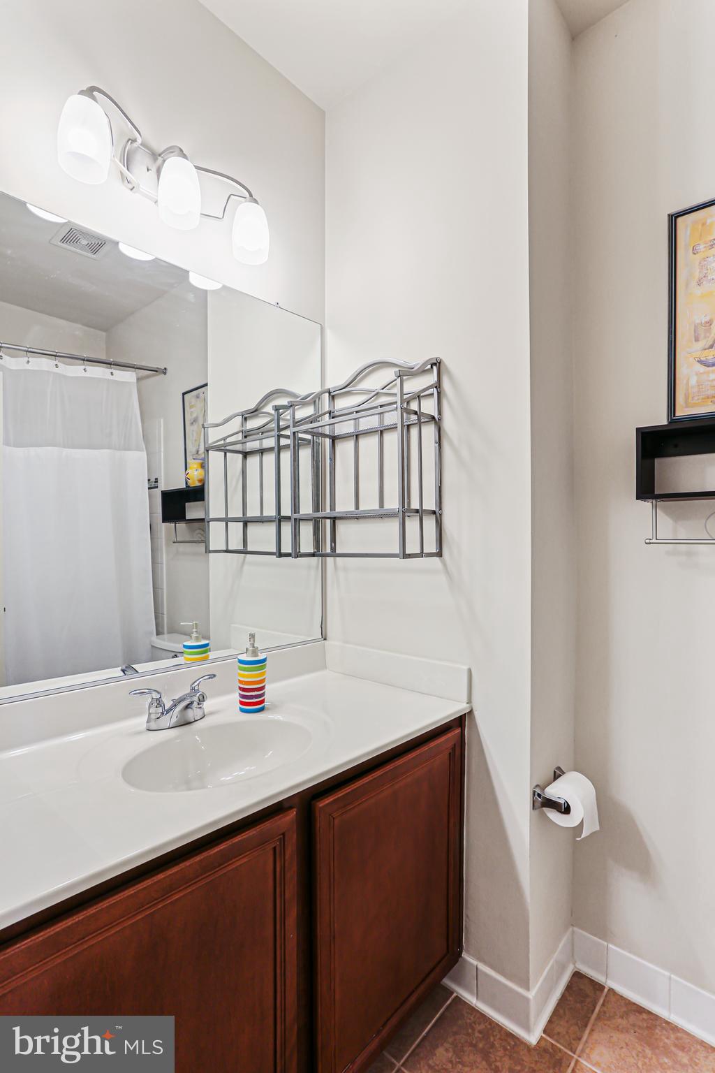 9806 Garden Ranges Laurel, MD 20723 - Photo 25 of 38 Full Bath #2