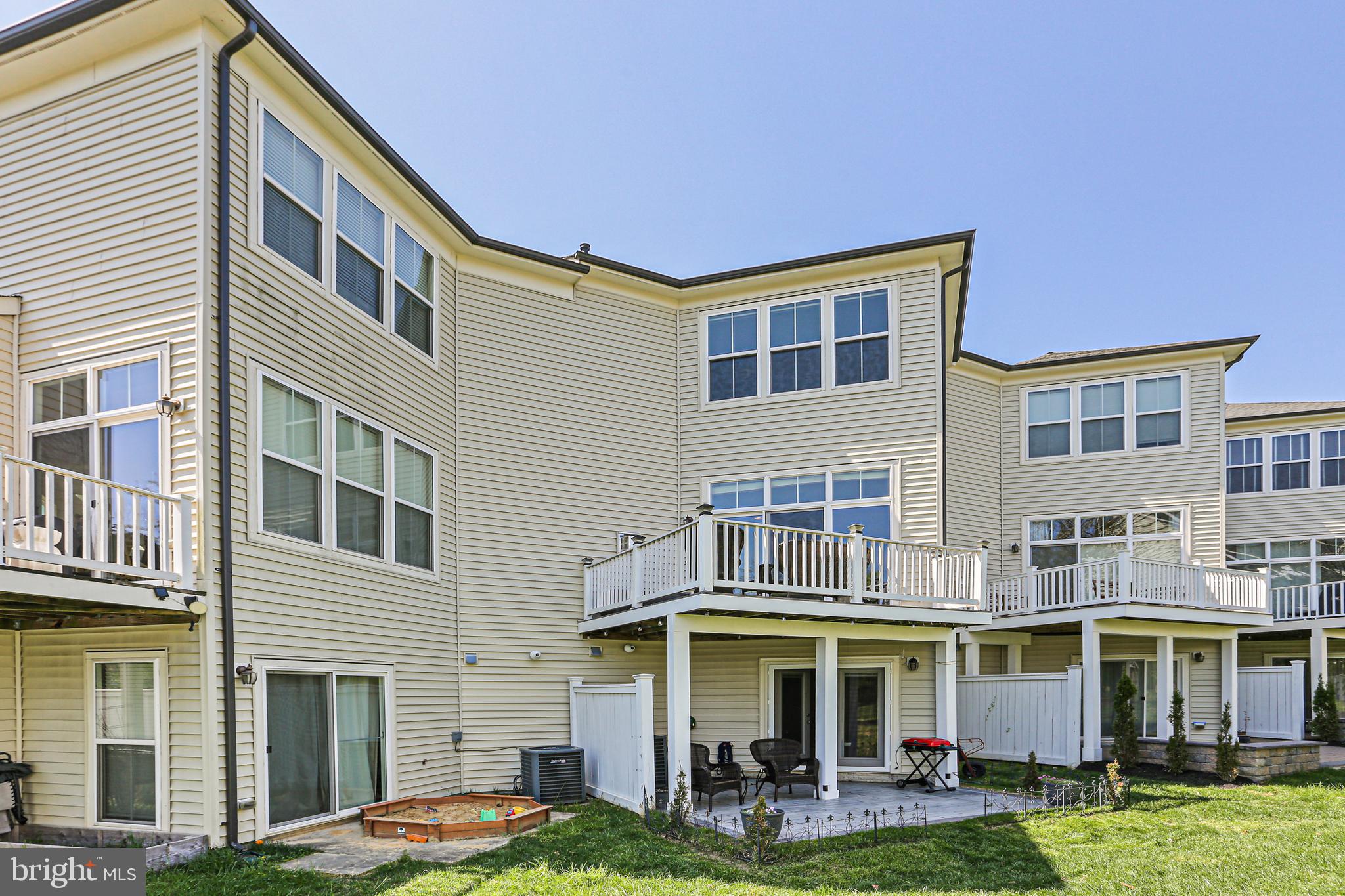 9806 Garden Ranges Laurel, MD 20723 - Photo 34 of 38 Exterior Rear