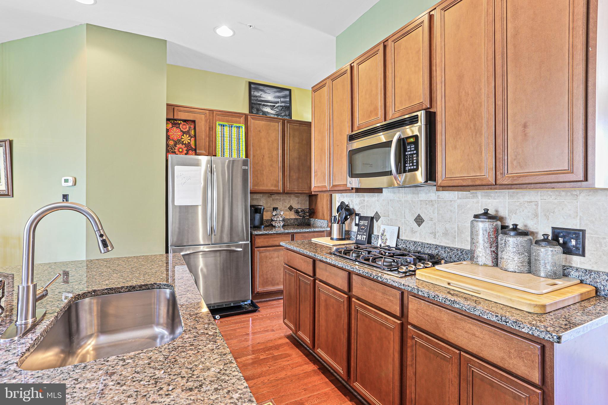 9806 Garden Ranges Laurel, MD 20723 - Photo 5 of 38 Kitchen