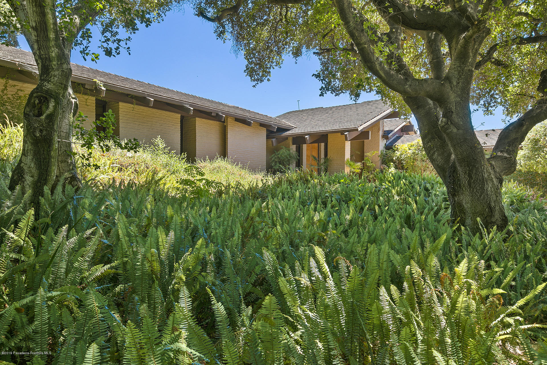 2199 Kinneloa Ranch Road Pasadena, CA 91107 - Photo 3 of 45 IMG_4749
