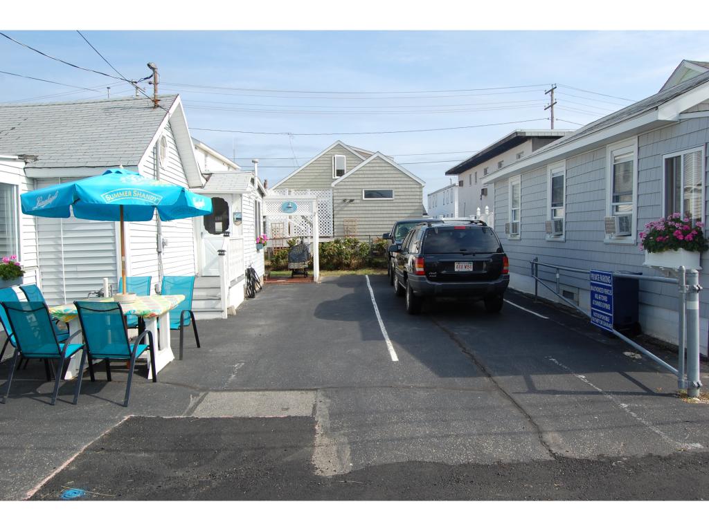 18 Manchester Street Hampton, NH 03842 - Photo 2 of 24 Gallery Image 2