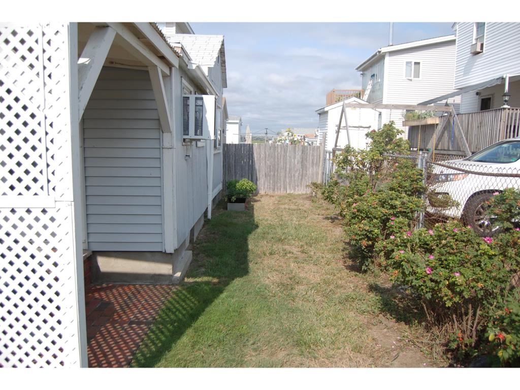 18 Manchester Street Hampton, NH 03842 - Photo 19 of 24 Gallery Image 19