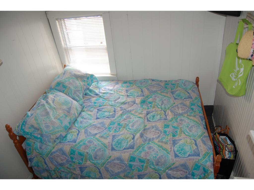 18 Manchester Street Hampton, NH 03842 - Photo 6 of 24 Gallery Image 6