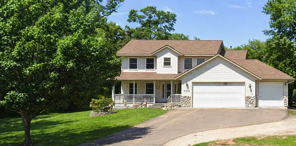 $489,900 | 6758 401st Street, North Branch, MN 55056