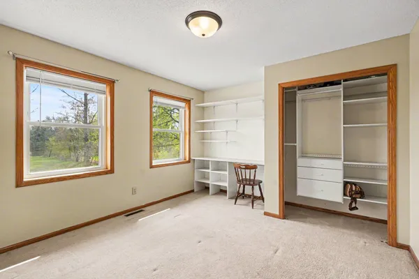 $489,900 | 6758 401st Street, North Branch, MN 55056