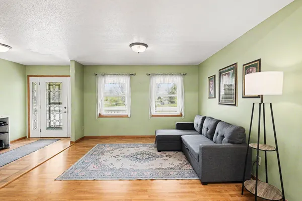 $489,900 | 6758 401st Street, North Branch, MN 55056
