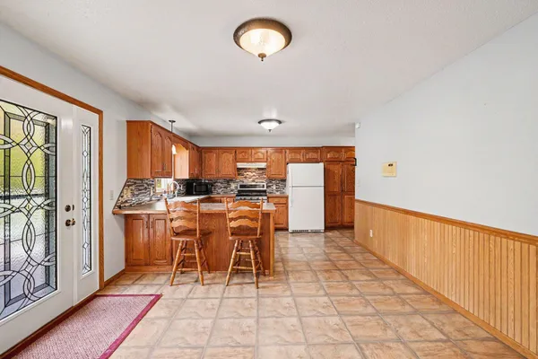 $489,900 | 6758 401st Street, North Branch, MN 55056