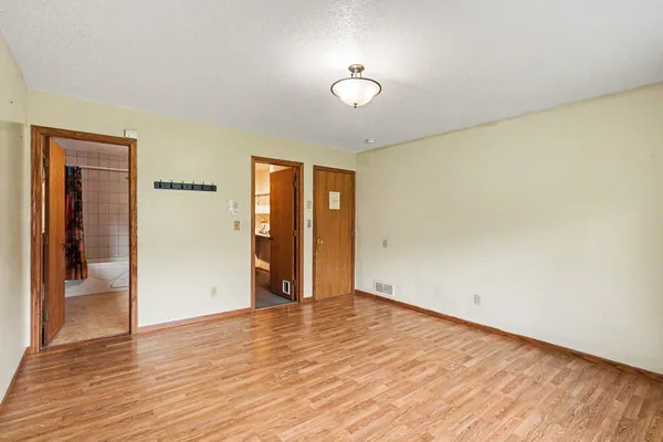 $489,900 | 6758 401st Street, North Branch, MN 55056