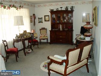 94 Democrat Road Mickleton, NJ 08056 - Photo 4 of 12 a living room with furniture and wooden floor