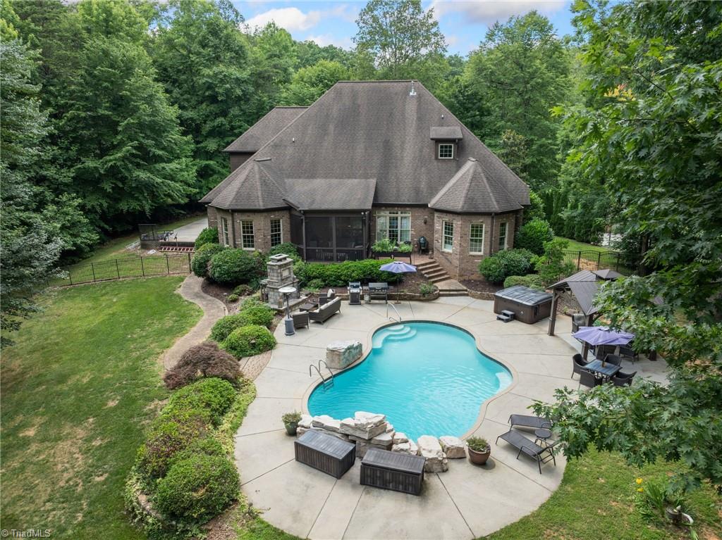 8300 Linville Oaks Drive Oak Ridge, NC 27310 - Photo 6 of 49