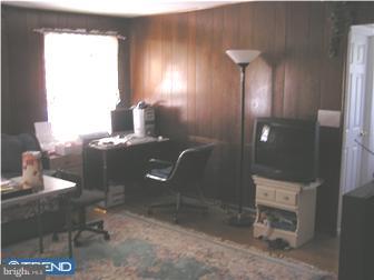 1475 Cortez Road Blue Bell, PA 19422 - Photo 5 of 7 Family Room