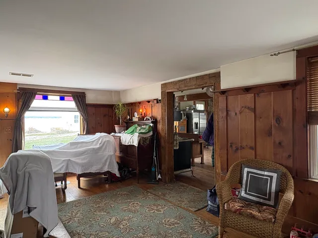 $984,000 | 329 West Shore Road, South Hero, VT 05486