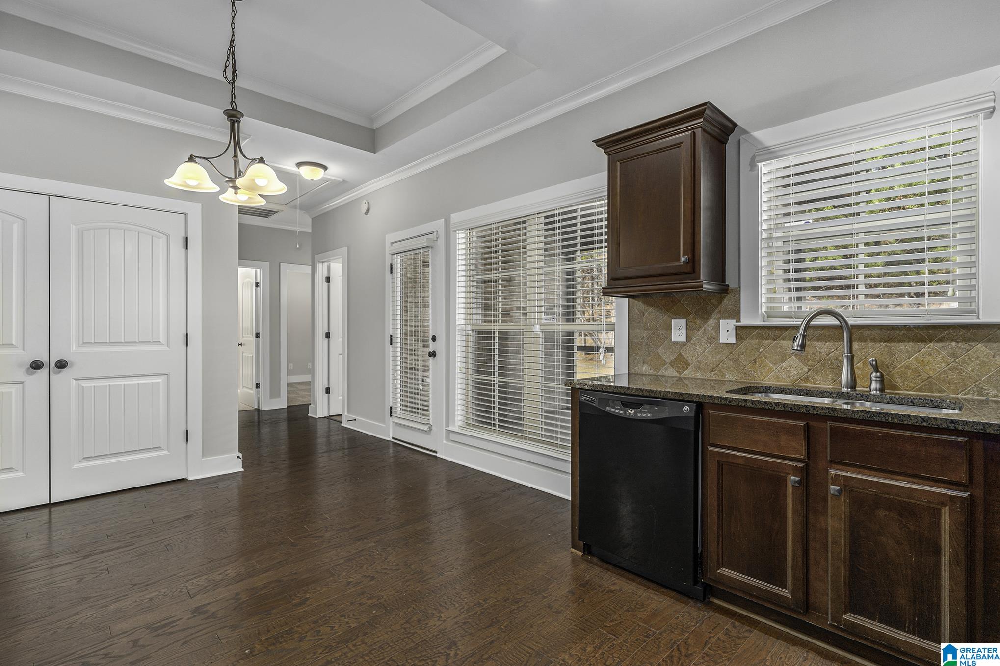 1256 Grants Way Birmingham, AL 35210 - Photo 11 of 32