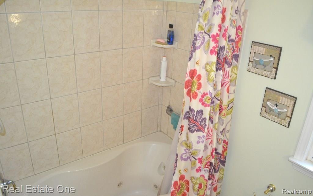 30570 West 11 Mile Road Farmington, MI 48334 - Photo 24 of 40 52.jpg