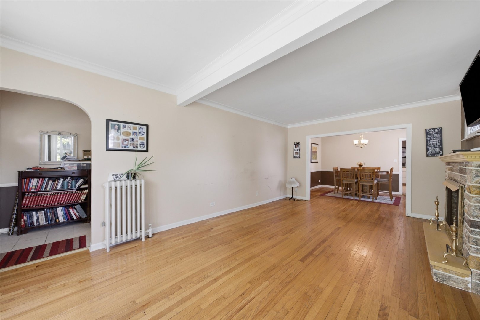 1712 Linden Road Homewood, IL 60430 - Photo 4 of 27