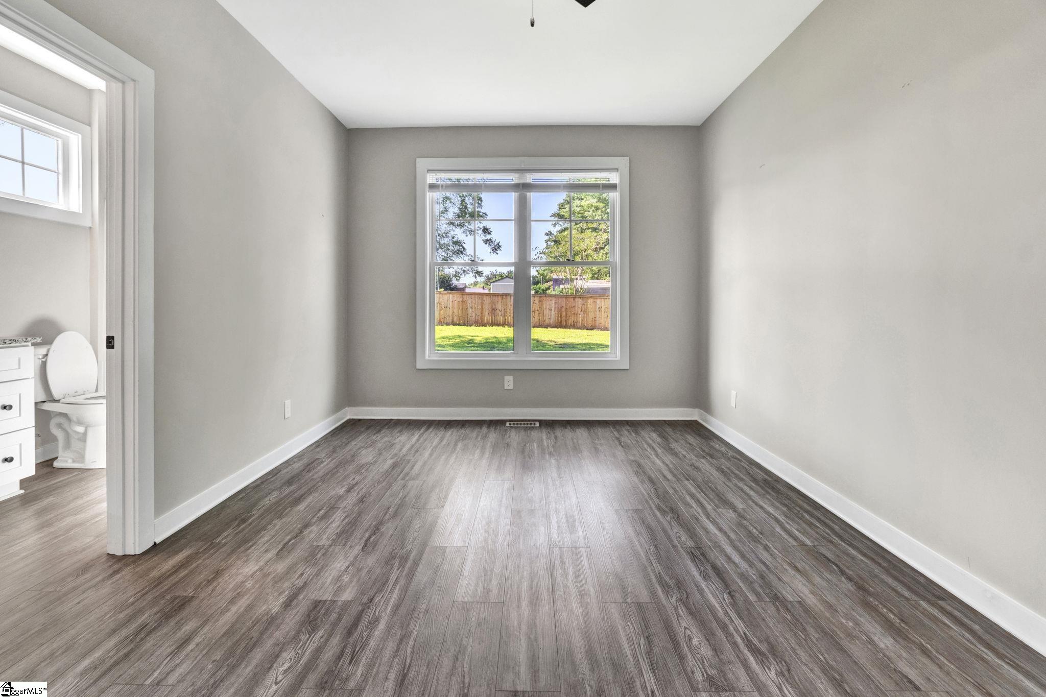 201 B Pine Street Clinton, SC 29325 - Photo 13 of 29 Gallery Image 13
