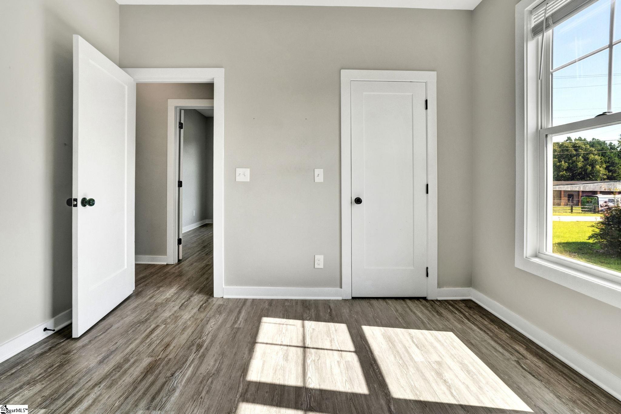 201 B Pine Street Clinton, SC 29325 - Photo 17 of 29 Gallery Image 17