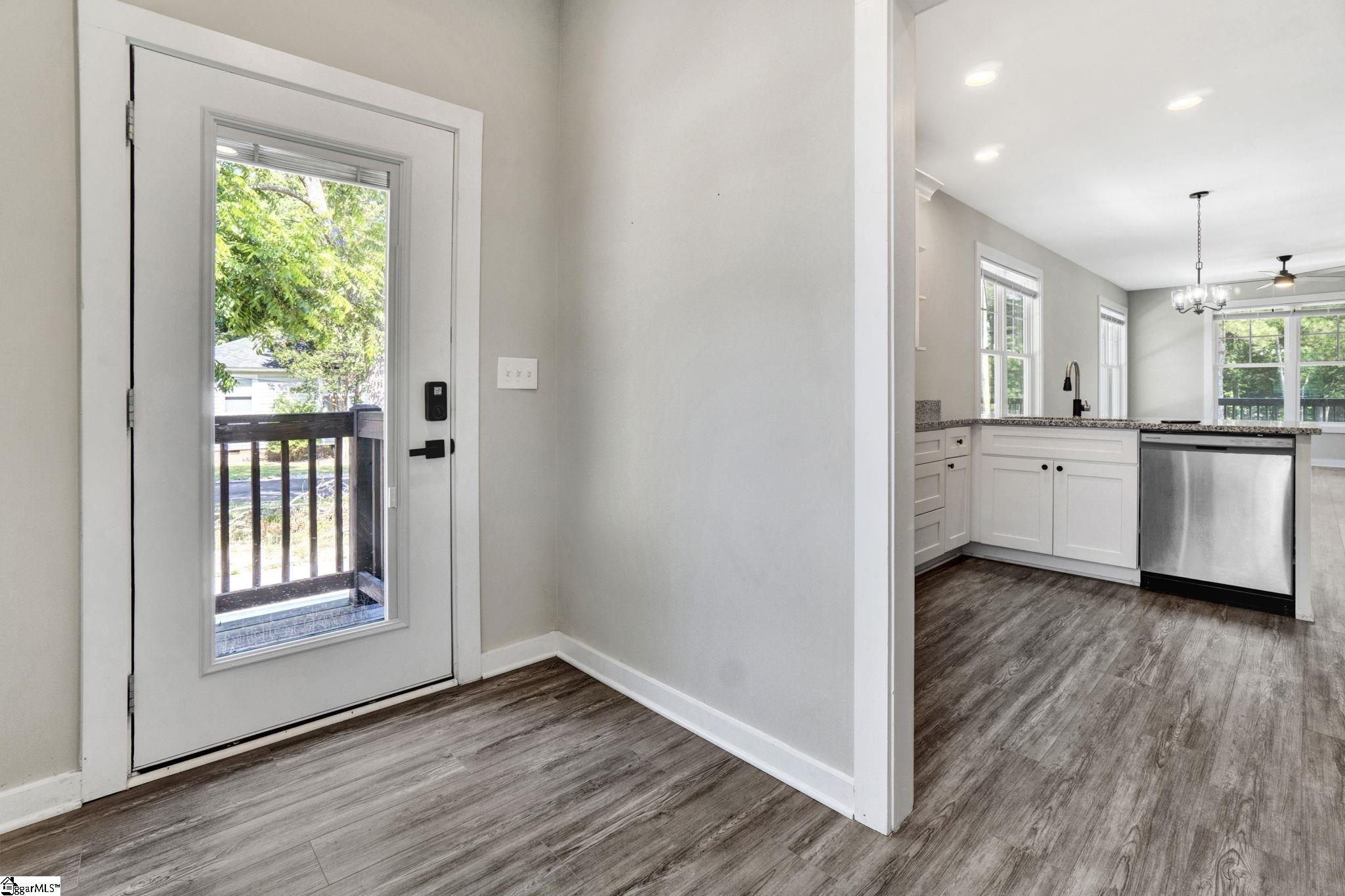 201 B Pine Street Clinton, SC 29325 - Photo 21 of 29 Gallery Image 21
