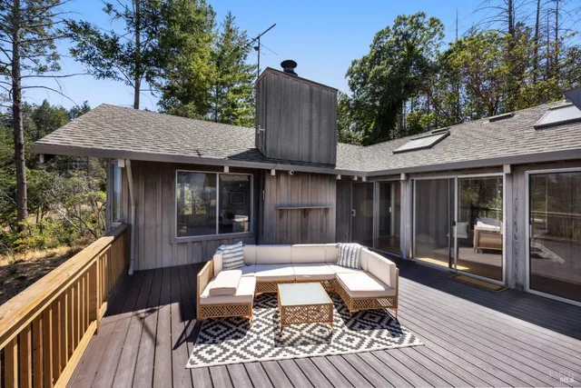 $1,599,998 | 3880 Spring Mountain Road, St. Helena, CA 94574