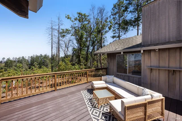 $1,599,998 | 3880 Spring Mountain Road, St. Helena, CA 94574