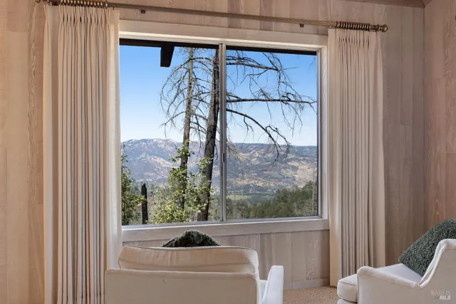 $1,599,998 | 3880 Spring Mountain Road, St. Helena, CA 94574