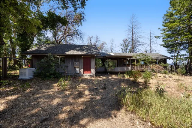 $1,599,998 | 3880 Spring Mountain Road, St. Helena, CA 94574