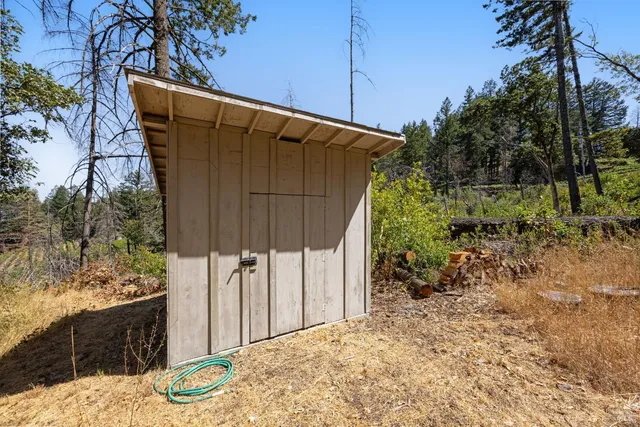 $1,599,998 | 3880 Spring Mountain Road, St. Helena, CA 94574